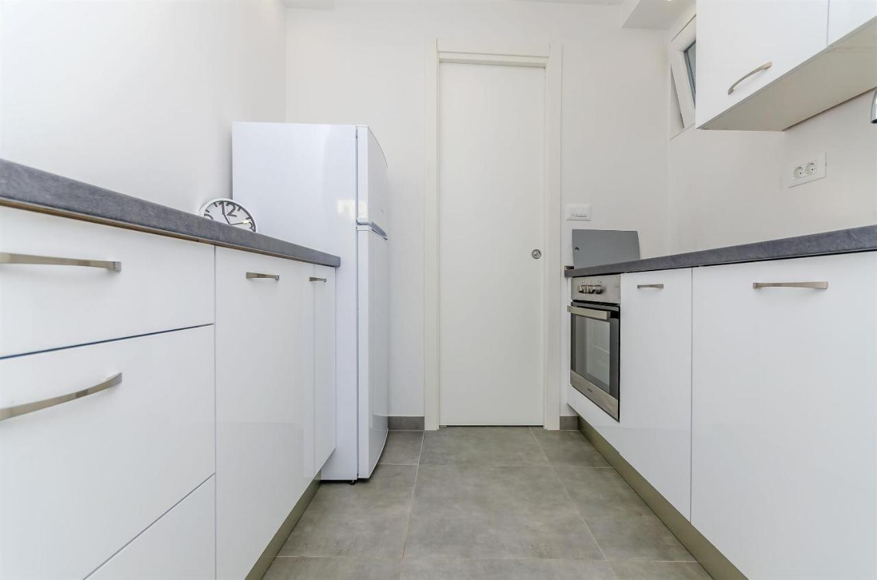 Apartments Milan Rogoznica  Buitenkant foto