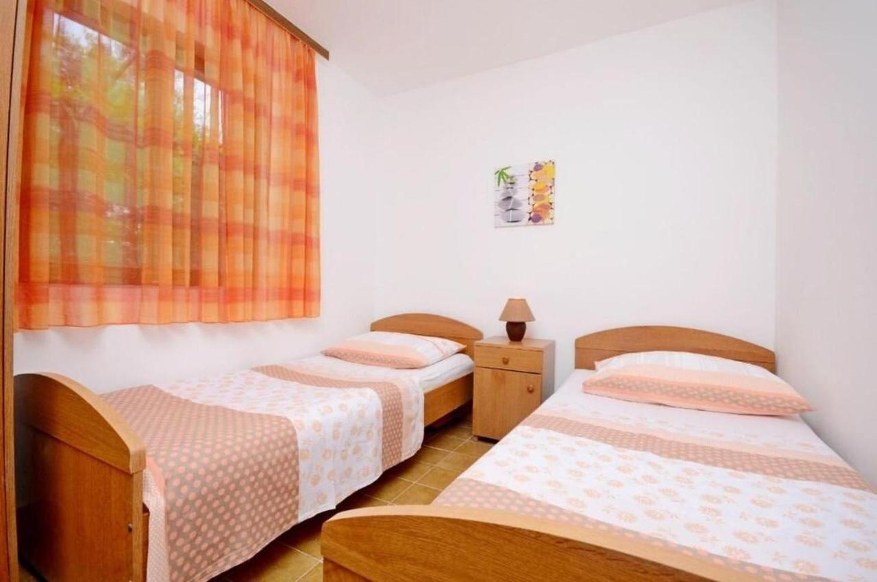 Apartments Milan Rogoznica  Buitenkant foto