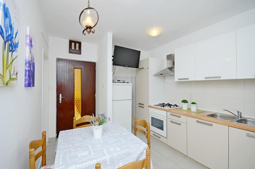 Apartments Milan Rogoznica  Buitenkant foto