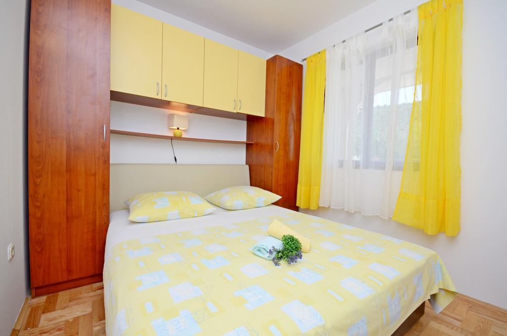 Apartments Milan Rogoznica  Buitenkant foto